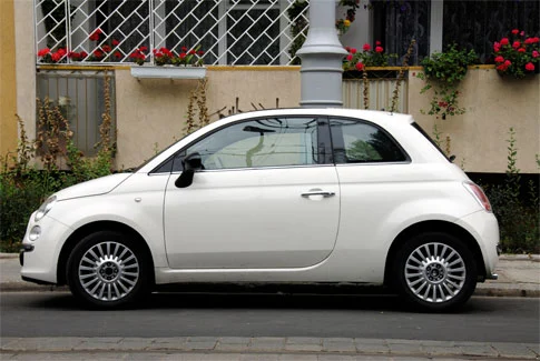 weißer Fiat 500 – Beispiel für Gebrauchtwagenankauf Halle (Westf.)